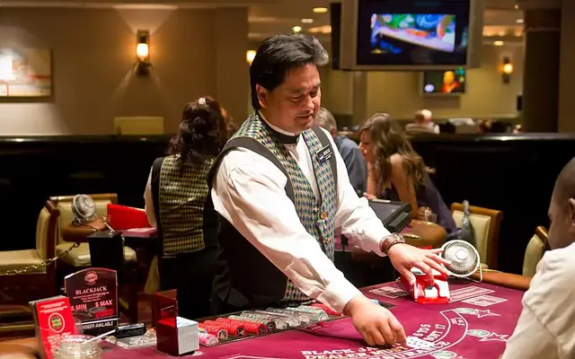 Live dealer